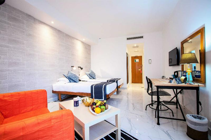 Opulent Ras Al Khaimah Two-Night Stay Gift Box - Over 10 Luxurious Hotels | at Wondergifts