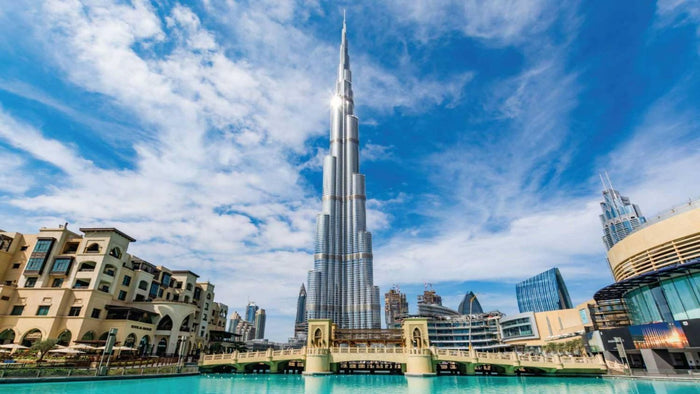Traditional Dubai Tour with Burj Khalifa At The Top for Two | at Wondergifts