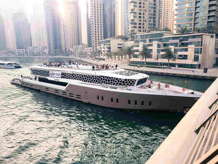 Luxury Lotus Megayacht Dinner Cruise with Soft Drinks for Two | at Wondergifts