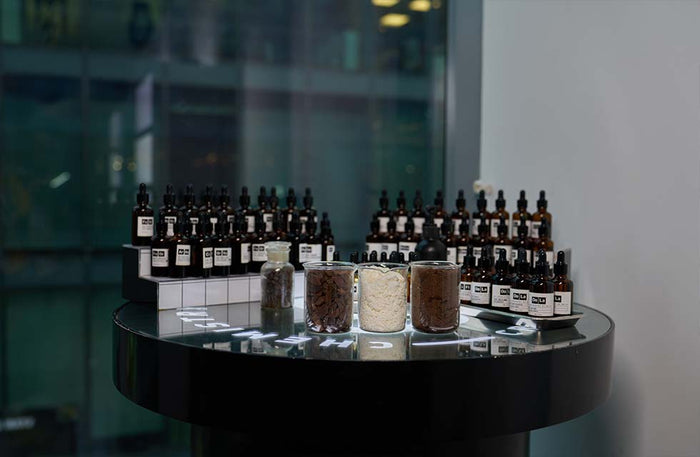 Private Fragrance Design & Mixology Session for One at Oo La Lab