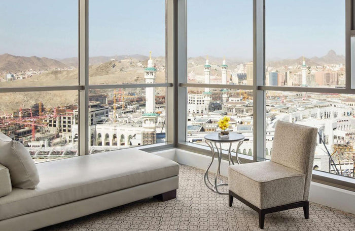 Umrah Hotel Break Gift Box: Four Nights of Spiritual Stay for Two - Kids Go Free | at Wondergifts