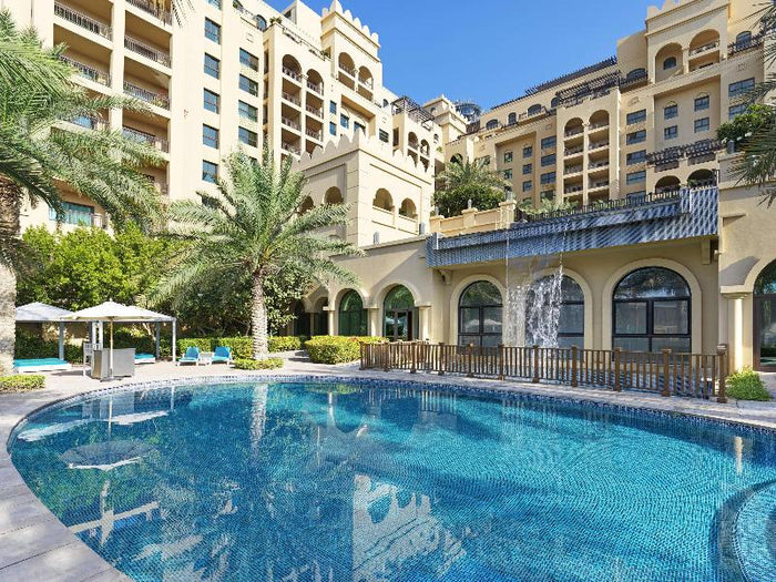 Overnight Stay in Palm Jumeirah with Breakfast at The View for Two | at Wondergifts