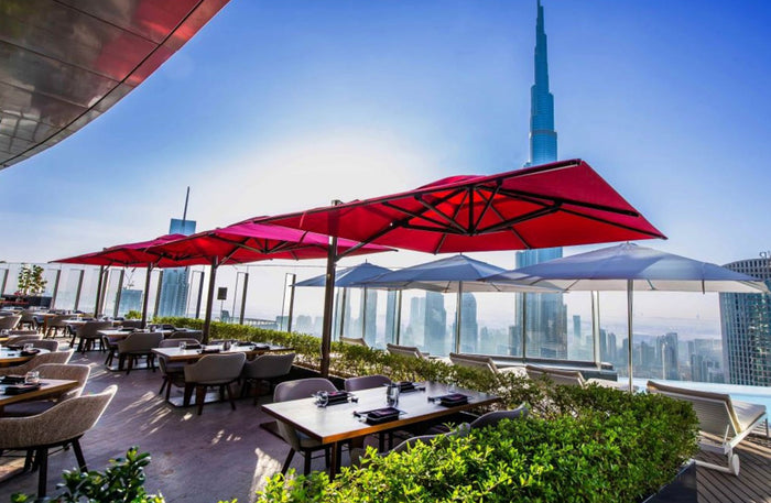 Anantara Spa Downtown Couple Massage with CÉ LA VI Lunch for Two | at Wondergifts