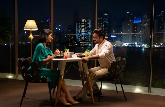 Romantic Culinary Experience with Drinks for Two in the Elegant Ambiance of The Brasserie | at Wondergifts