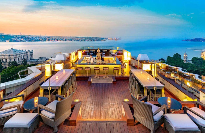 Istanbul Hotel Break Gift Box: Two Nights Stay for Two - Kids Go Free | at Wondergifts