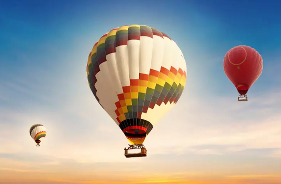 Private Hot Air Balloon Flight with Refreshements For Up to 6 People