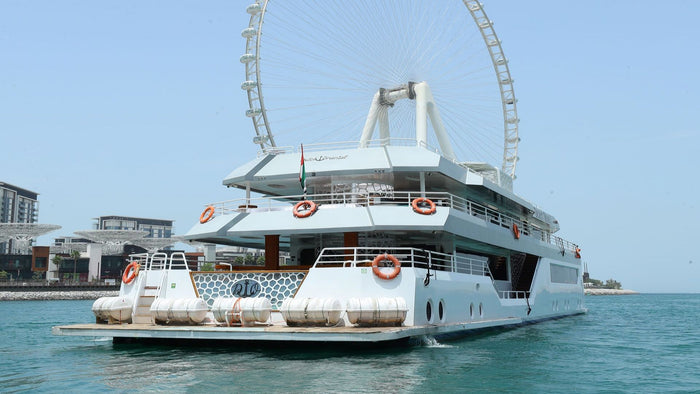 Lotus Megayacht Dinner Cruise with Unlimited Drinks for One | at Wondergifts