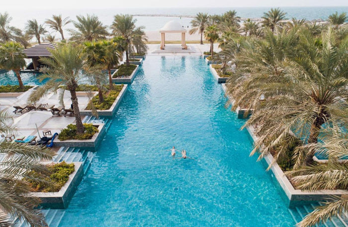 Premium Getaways Gift Box: Two Nights at Your Choice of 40+ Luxury Hotels | at Wondergifts