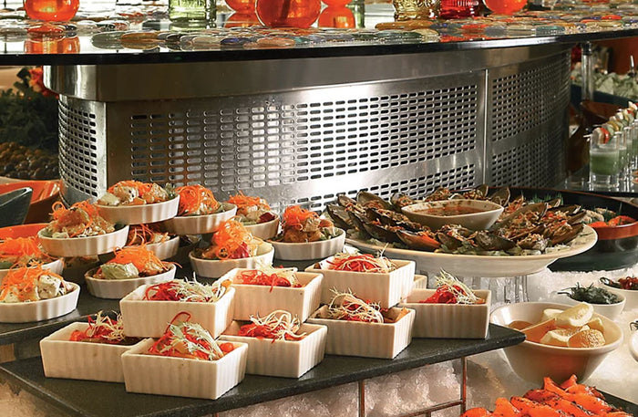 Opulent Sunday Brunch with Pool Access at Mövenpick Grand Al Bustan | at Wondergifts