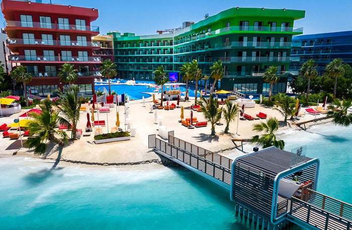 Vibrant Couples Beach Day with Food & Beverages at Voco Monaco Dubai | at Wondergifts