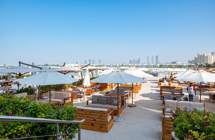 Logs & Embers Dining Experience with Beverages for Two in Palm Jumeirah | at Wondergifts