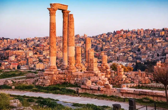 Experience Jordan Gift Box: Two-Night Hotel Break for Two - Kids Go Free | at Wondergifts