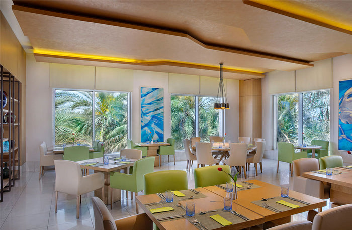 Irresistible Saturday Brunch with House Drinks for Two at Habtoor Grand Resort | at Wondergifts