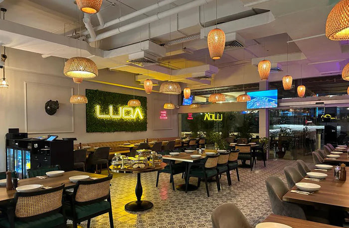 Luxury Dining Gift Box for Two: Exquisite Indulgence at 20+ Premier Restaurants | at Wondergifts