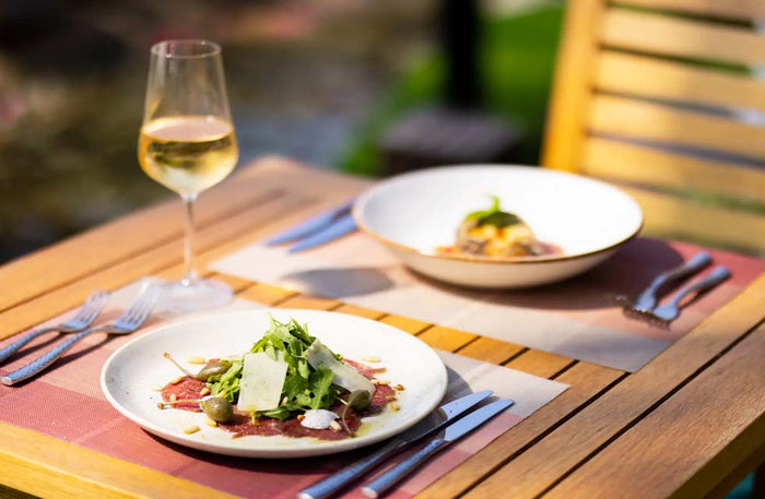 Premier Gourmet Dining Gift Box for Two: Indulge at 10+ Luxury Restaurants | at Wondergifts