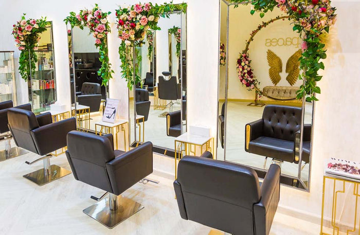 Luxe Hair Wash & Blow Dry for One at Spaces Salon in Oasis Mall | at Wondergifts