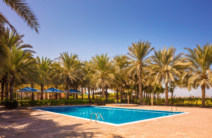 Seaside One-Night Summer Getaway for Two with Breakfast at Coral Beach Resort | at Wondergifts