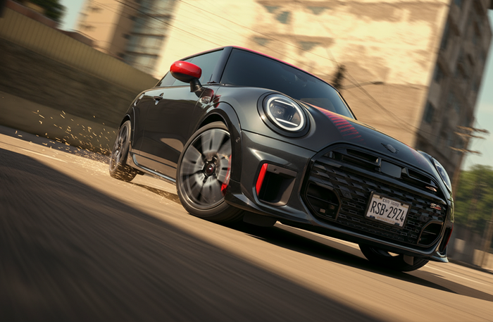 Rent a Mini Cooper: Mini Cooper JCW GP for One Day