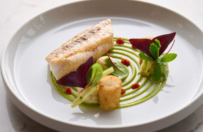 Premium Lunch with House Beverages at At.Mosphere Burj Khalifa for One | at Wondergifts