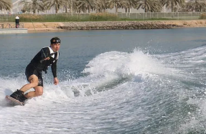 1-Hour Wakeboarding or Wakesurfing From Eywoa Marine Sports | at Wondergifts