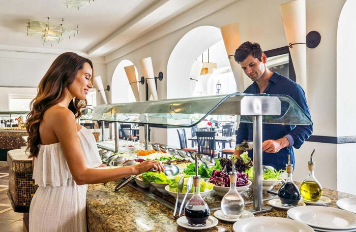 Unlimited Buffets Gift Box: All-You-Can-Eat Dining for Two at 10+ Restaurants | at Wondergifts