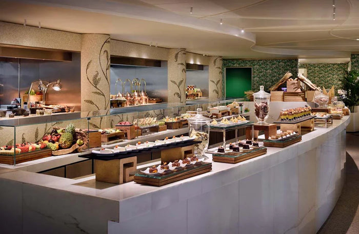 Lavish 5-Star Dinner Buffet with Drinks for Two at Giardino, Palazzo Versace | at Wondergifts