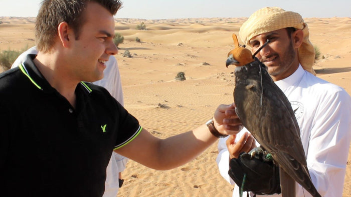 Fun Falconry Safari with Breakfast for Two in Dubai | at Wondergifts