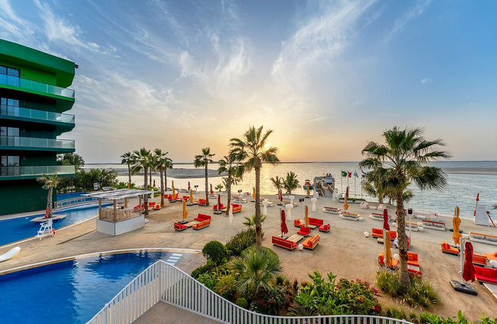 Vibrant Couples Beach Day with Food & Beverages at Voco Monaco Dubai | at Wondergifts