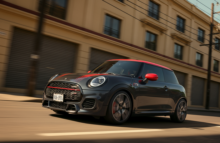 Rent a Mini Cooper: Mini Cooper JCW GP for One Day