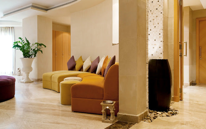 60-Minute Pevonia Refresher Facial at Natural Elements Spa | at Wondergifts