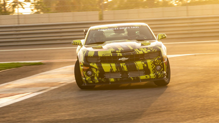 Passenger Seat Experience: Drift In A Camaro Taxi for Two! | at Wondergifts