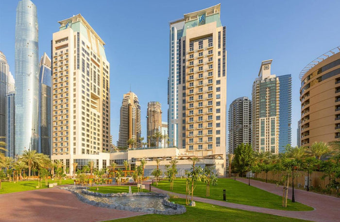 Irresistible Saturday Brunch with House Drinks for Two at Habtoor Grand Resort | at Wondergifts
