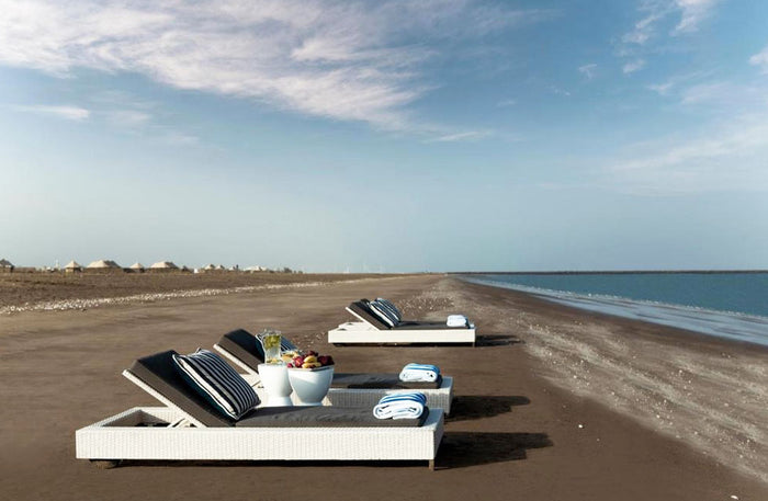 Luxury Premium Tent Stay with Private Pool for Two at Kingfisher Retreat | at Wondergifts