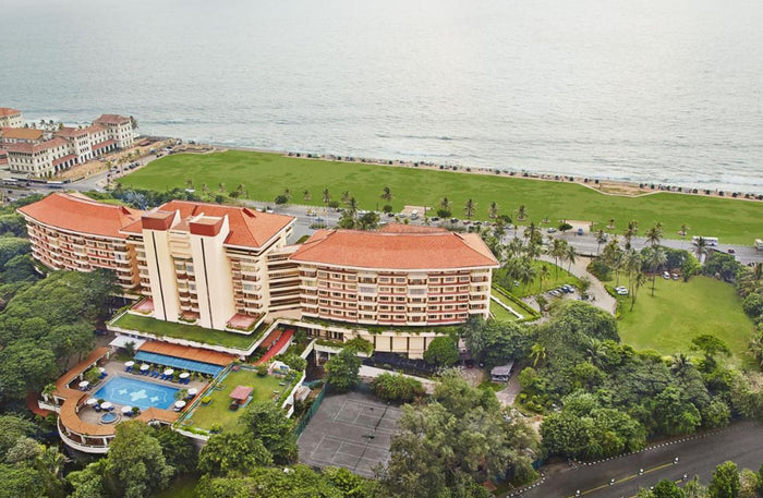 Discover Sri Lanka Gift Box: Two Nights Hotel Break for Two - Kids Go Free | at Wondergifts