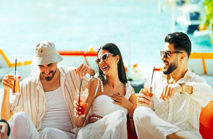 Poolside Saturday Brunch with House Beverages for Two at Voco Monaco Dubai | at Wondergifts