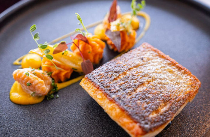 Romantic Lunch with Beverages for Two at At.Mosphere Burj Khalifa | at Wondergifts