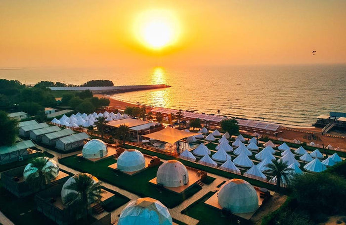 Authentic Tent Stay with Breakfast and Dinner at Longbeach Campground | at Wondergifts