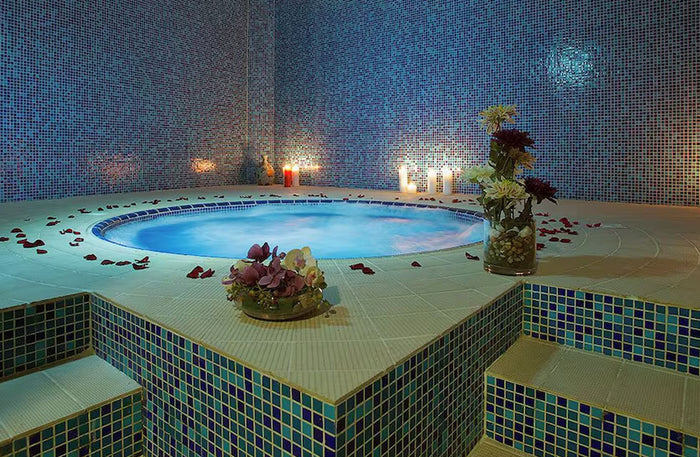 Serene One-Night Summer Staycation at Ayla Hotel | at Wondergifts