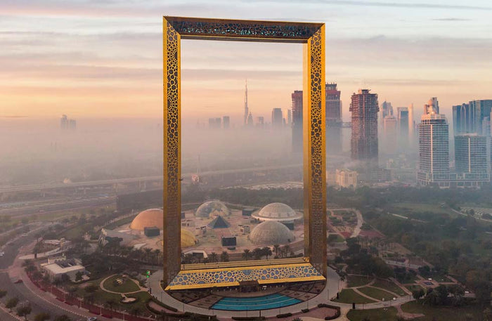 Luxury Bustronomy Afternoon Tea with Iconic Views for Two | at Wondergifts