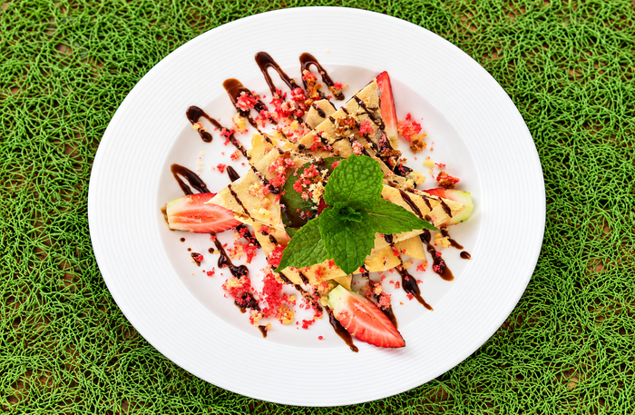 DoubleTree Hilton Gastro Kitchen - Internation Breakfast Buffet with Pool & Beach Access