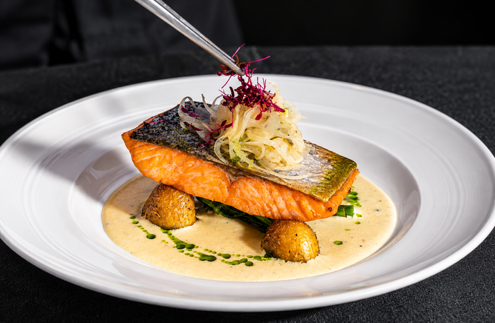 Three Cuts Palm Jumeirah - Romantic Celebration Dinner Experience for Two