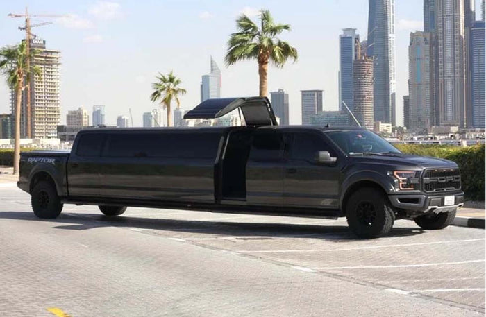 One-Hour Limousine Ride for Up to 20 People by Dubai Exotic Limo | at Wondergifts