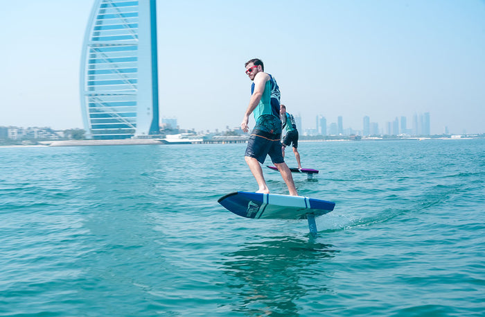 Exhilarating eFoil 30-Minute Lesson at Kitesurf School Dubai