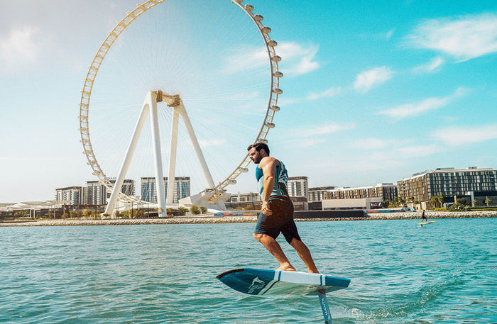 Exhilarating eFoil 30-Minute Lesson at Kitesurf School Dubai