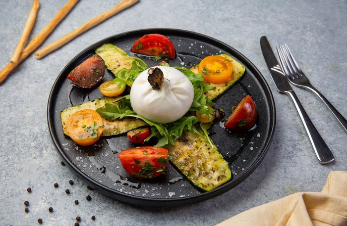 Romantic Italian Dining with Unlimited House Beverages with Burj Views for Two at Gusto | at Wondergifts