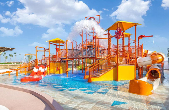 High-End One-Night Stay with Breakfast at JA The Resort - Lake View Hotel | at Wondergifts