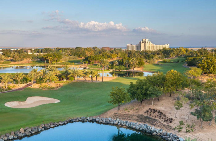 High-End One-Night Stay with Breakfast at JA The Resort - Lake View Hotel | at Wondergifts