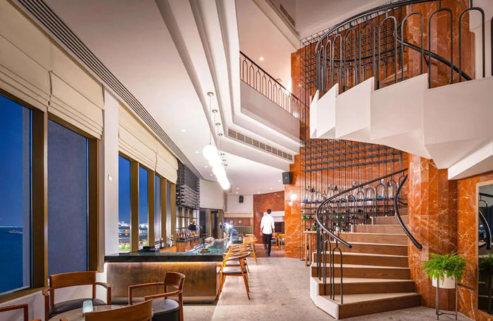 Luxurious Summer 1-Night Stay with Breakfast for a Family at JA Palm Tree Court | at Wondergifts