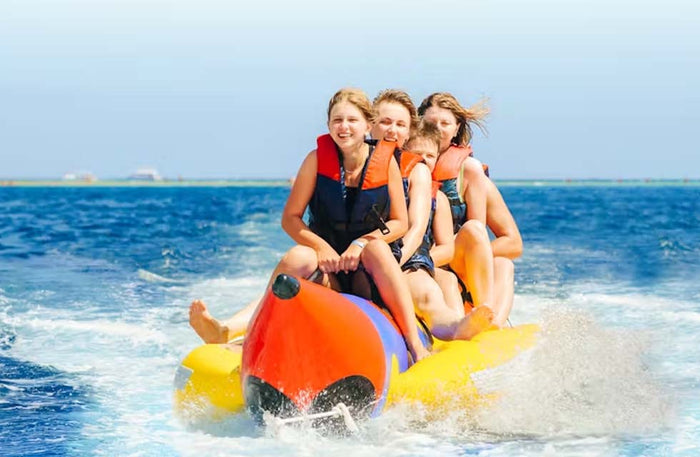Exciting Banana or Donut Boat Ride in Dubai Marina for Up to 5 People | at Wondergifts