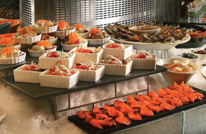 Unlimited Buffets Gift Box: All-You-Can-Eat Dining for Two at 10+ Restaurants | at Wondergifts